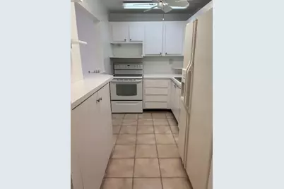 1421 S Ocean Boulevard #218, Pompano Beach, FL 33062 - Photo 3