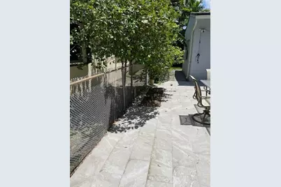 6625 Nervia Street, Miami, FL 33146 - Photo 25