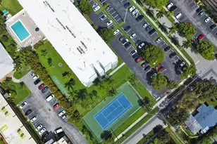 1301 NE 7th St, Hallandale Beach, FL 33009 - Photo 37