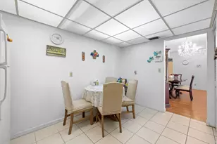 1301 NE 7th St, Hallandale Beach, FL 33009 - Photo 11
