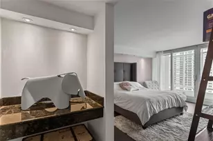 1717 N Bayshore Dr, Miami, FL 33132 - Photo 31