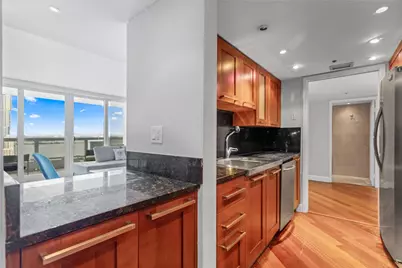 1717 N Bayshore Drive #3040, Miami, FL 33132 - Photo 15