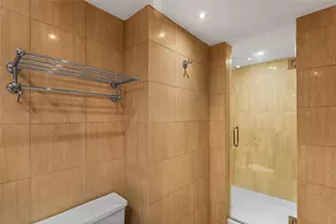 1717 N Bayshore Dr, Miami, FL 33132 - Photo 9