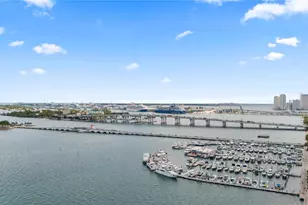 1717 N Bayshore Dr, Miami, FL 33132 - Photo 55