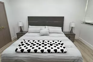 2331 NW 96th Terrace, Hollywood, FL 33024 - Photo 11