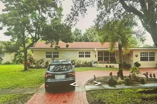 5620 Monroe St, Hollywood, FL 33023 - Photo 1