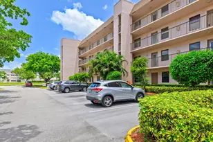 2748 NW 104th Ave, Sunrise, FL 33322 - Photo 3