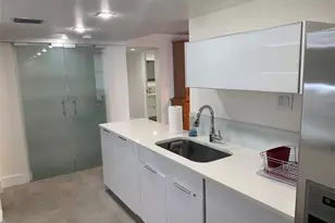 1000 Parkview Dr, Hallandale Beach, FL 33009 - Photo 5