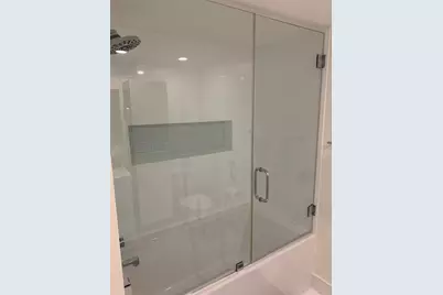 1000 Parkview Drive #319, Hallandale Beach, FL 33009 - Photo 15