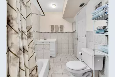 4220 NW 49th Avenue, Lauderdale Lakes, FL 33319 - Photo 13