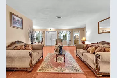 4220 NW 49th Avenue, Lauderdale Lakes, FL 33319 - Photo 9