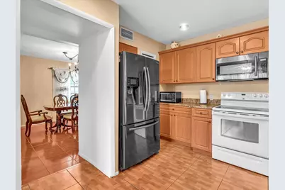 4220 NW 49th Avenue, Lauderdale Lakes, FL 33319 - Photo 37
