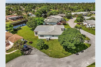 4220 NW 49th Avenue, Lauderdale Lakes, FL 33319 - Photo 49