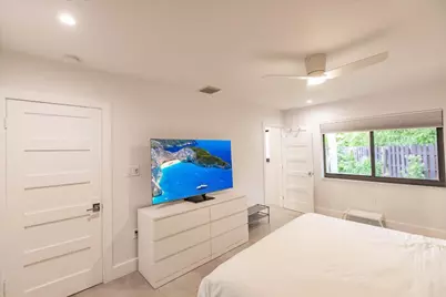 1900 Bayview Drive, Fort Lauderdale, FL 33305 - Photo 27