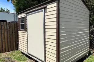 1611 NE 32nd St, Pompano Beach, FL 33064 - Photo 21