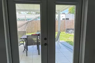 1611 NE 32nd St, Pompano Beach, FL 33064 - Photo 17