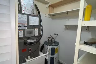 9141 Sunrise Lakes Blvd, Sunrise, FL 33322 - Photo 11