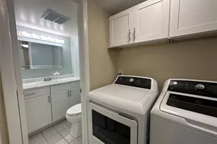 2095 White Pine Cir, Greenacres, FL 33415 - Photo 11