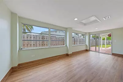 2071 NE 180th Street, North Miami Beach, FL 33162 - Photo 19