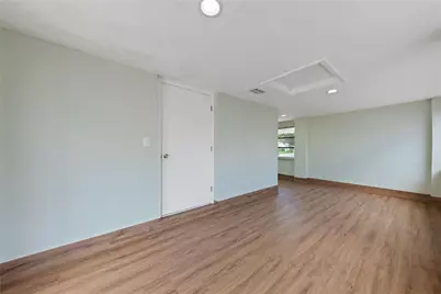 2071 NE 180th Street, North Miami Beach, FL 33162 - Photo 17