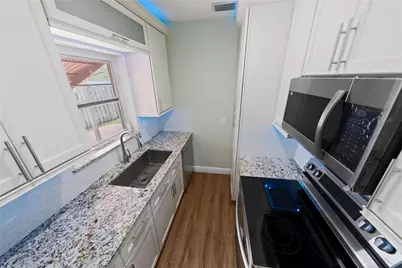 2071 NE 180th Street, North Miami Beach, FL 33162 - Photo 15