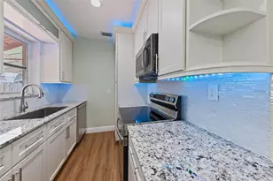 2071 NE 180th St, North Miami Beach, FL 33162 - Photo 11