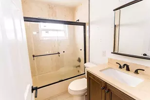 5449 NW 56th Ct, Tamarac, FL 33319 - Photo 9