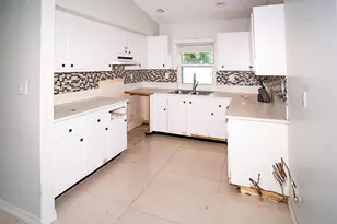 5449 NW 56th Ct, Tamarac, FL 33319 - Photo 3