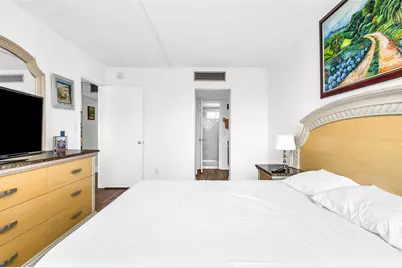 6071 NW 61 #207, Tamarac, FL 33319 - Photo 13