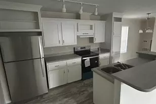 404 NW 134th Ave, Plantation, FL 33325 - Photo 5