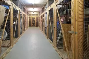 800 NE 195th St, Miami, FL 33179 - Photo 63