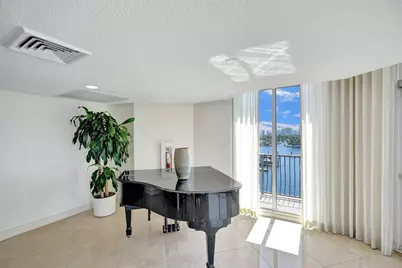 100 S Birch Road #2705, Fort Lauderdale, FL 33316 - Photo 33