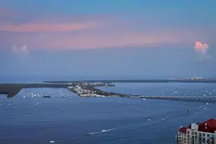 950 Brickell Bay Dr, Miami, FL 33131 - Photo 1