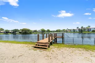 900 Colony Point Cir, Pembroke Pines, FL 33026 - Photo 3