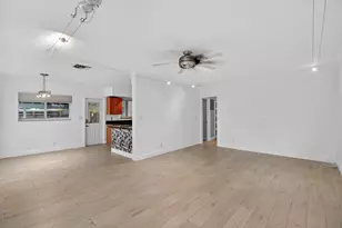 1606 NE 15th Ave, Fort Lauderdale, FL 33305 - Photo 9