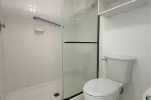 7673 Tahiti Ln, Lake Worth, FL 33467 - Photo 9