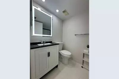 7673 Tahiti Lane #105, Lake Worth, FL 33467 - Photo 13