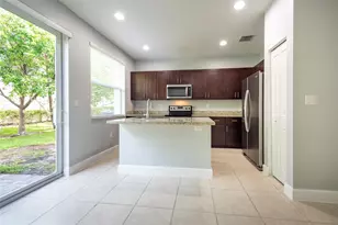 4731 NW 48th Terrace, Tamarac, FL 33319 - Photo 9