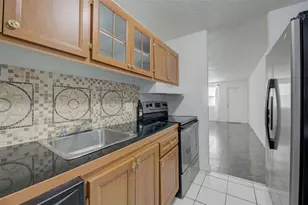 850 E Commercial Blvd, Fort Lauderdale, FL 33334 - Photo 3