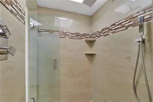 250 E Royal Palm Rd, Boca Raton, FL 33432 - Photo 21