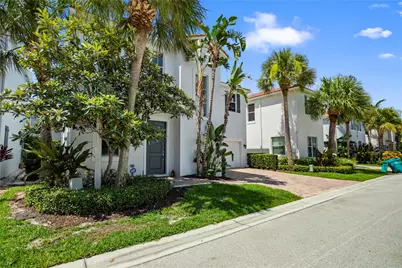 450 Greensboro Way, Boynton Beach, FL 33435 - Photo 3