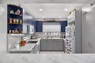 10145 Sunrise Lakes Blvd, Sunrise, FL 33322 - Photo 21