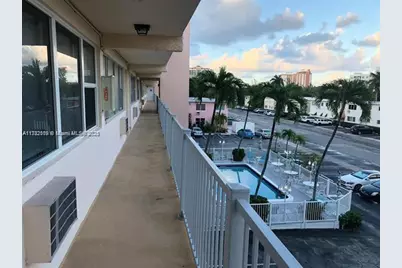 625 Antioch #302, Fort Lauderdale, FL 33304 - Photo 11