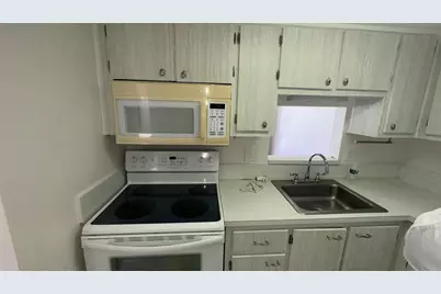 625 Antioch #302, Fort Lauderdale, FL 33304 - Photo 23