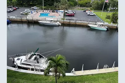 1511 SE 15th Court #403, Deerfield Beach, FL 33441 - Photo 17