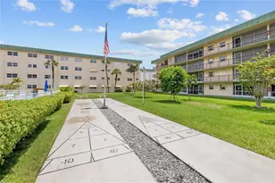 808 SE 7th St, Deerfield Beach, FL 33441 - Photo 5