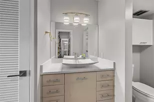 808 SE 7th St, Deerfield Beach, FL 33441 - Photo 23