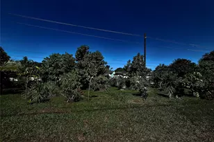 1390 NW 70th Ln, Margate, FL 33063 - Photo 27