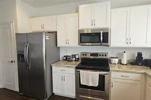 1129 NW 41st Ln, Lauderhill, FL 33313 - Photo 3