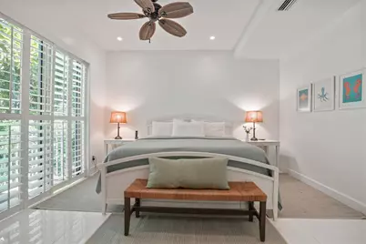 347 Oak Street #B1, Hollywood, FL 33019 - Photo 7